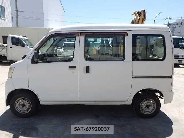 Daihatsu HIJET CARGO 2014 8866799-3