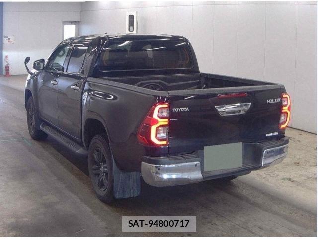 Toyota HILUX 2022-10 8865537-1