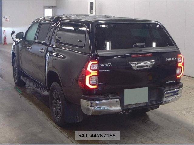 Toyota HILUX 2021-06 8865542-1