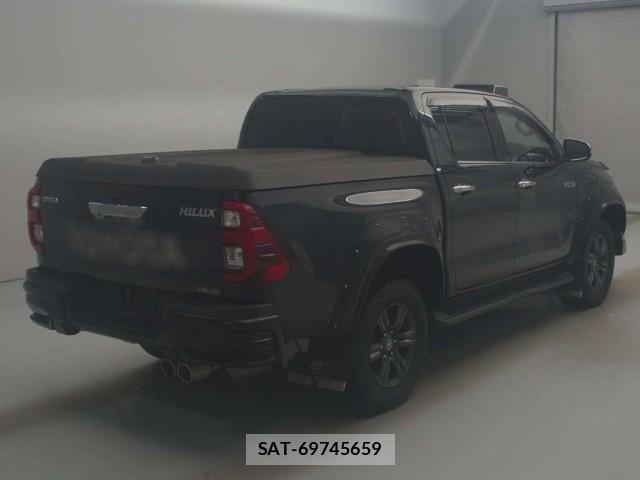 Toyota HILUX 2021-07 8865545-1