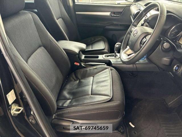 Toyota HILUX 2021-07 8865545-5