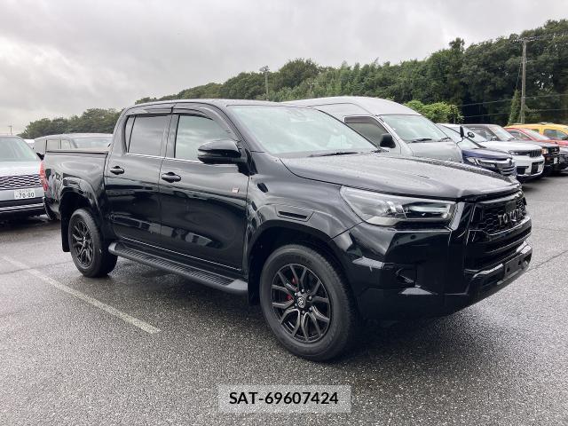 Toyota HILUX 2022-11 8866000-0