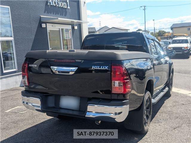 Toyota HILUX 2018-10 8866597-1