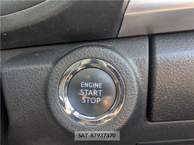 Toyota HILUX 2018-10 8866597-12