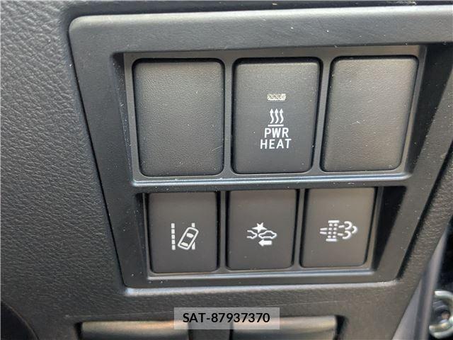 Toyota HILUX 2018-10 8866597-13