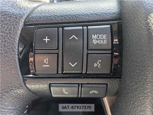 Toyota HILUX 2018-10 8866597-15