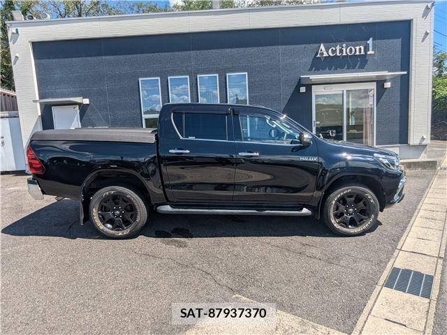 Toyota HILUX 2018-10 8866597-5