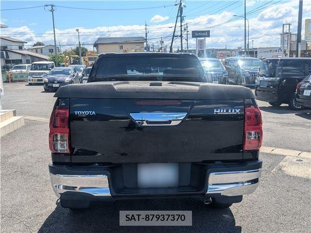 Toyota HILUX 2018-10 8866597-7