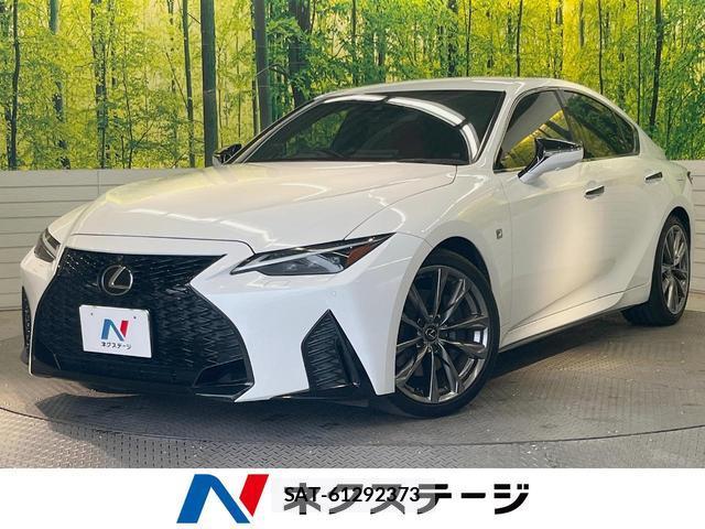 Lexus IS 2021-04 8865312-0