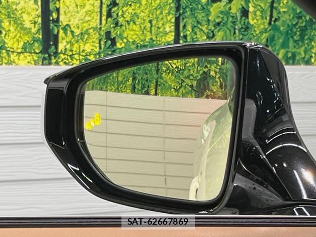 Lexus IS 2022-05 8865315-5