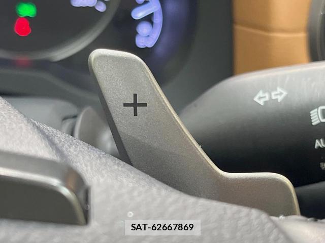 Lexus IS 2022-05 8865315-8