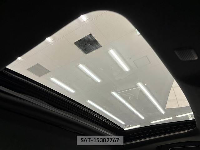 Lexus IS 2021-01 8866345-4