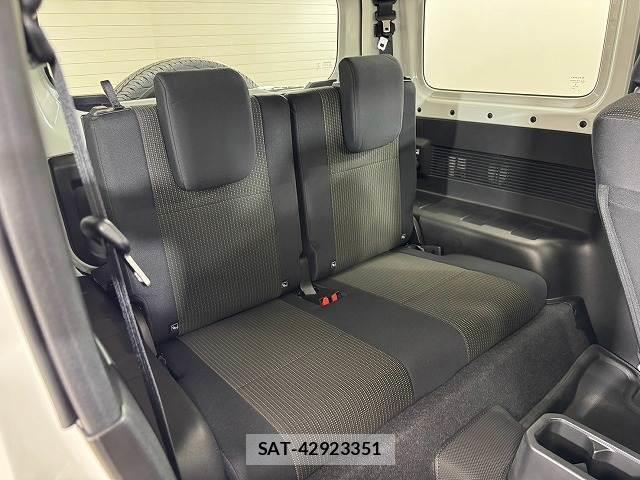 Suzuki JIMNY SIERRA 2025-06 8867372-11