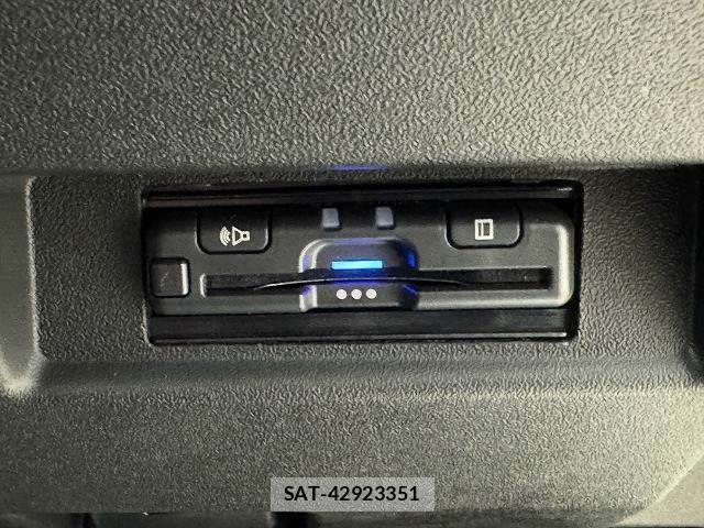 Suzuki JIMNY SIERRA 2025-06 8867372-9