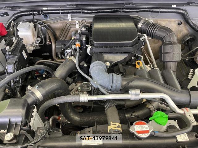 Suzuki JIMNY 2024-12 8866378-18