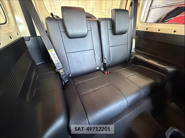 Suzuki JIMNY 2023-10 8867403-11