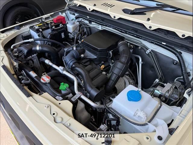 Suzuki JIMNY 2023-10 8867403-13