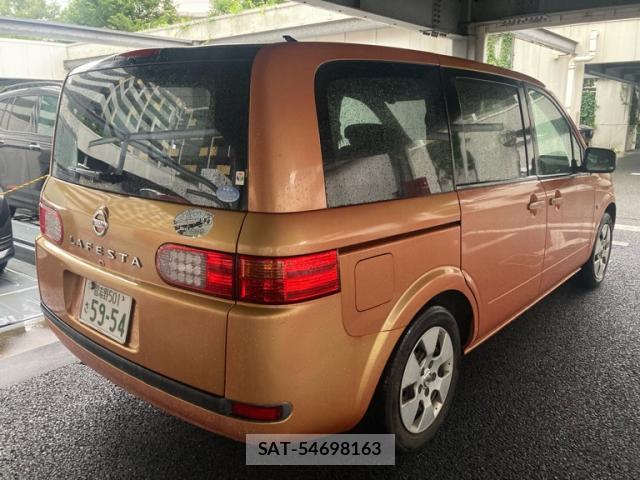 Nissan LAFESTA 2005-04 8865488-1