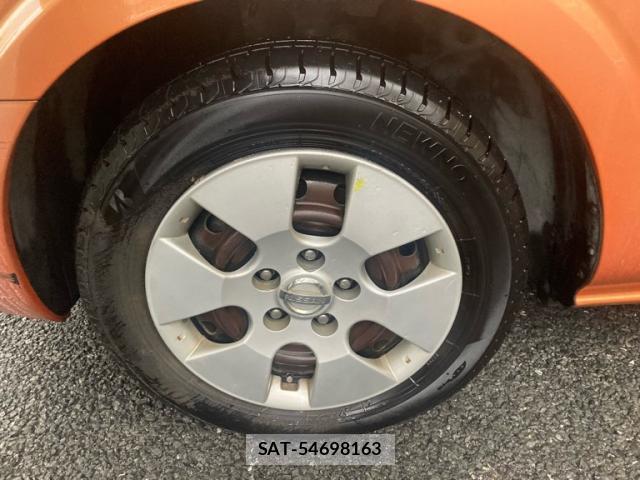 Nissan LAFESTA 2005-04 8865488-2