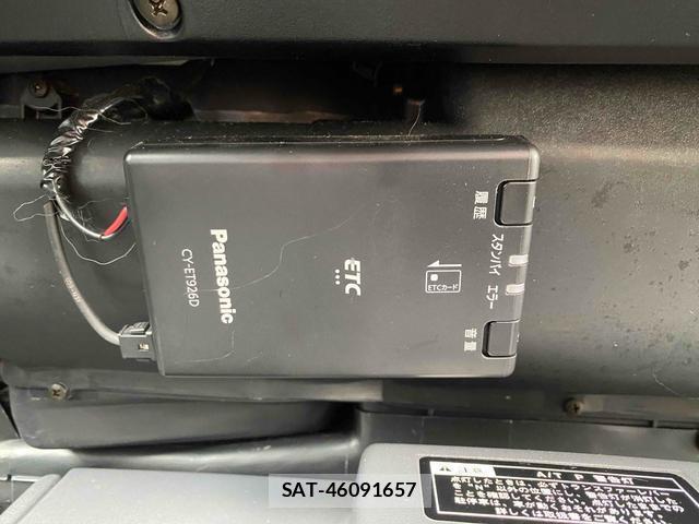 Toyota Land Cruiser 70 2004-07 8865986-19