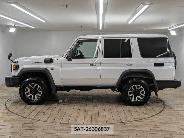 Toyota Land Cruiser 70 2024-07 8867371-16