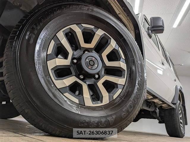 Toyota Land Cruiser 70 2024-07 8867371-18