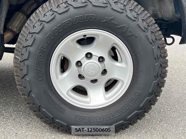 Toyota Land Cruiser 80 1996-12 8865672-10