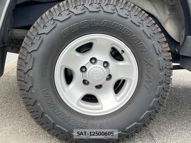 Toyota Land Cruiser 80 1996-12 8865672-11