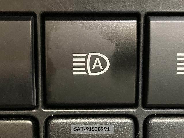 Toyota LAND CRUISER PRADO 2018-03 8867397-7