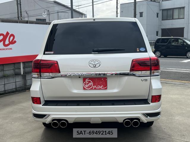 Toyota LAND CRUISER 2020-03 8865329-17