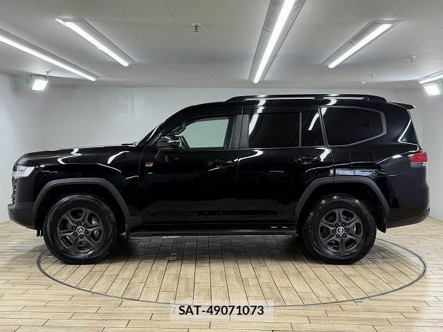 Toyota LAND CRUISER 2023-02 8867369-16