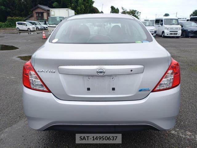 Nissan LATIO 2015-09 8865628-1