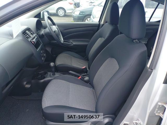 Nissan LATIO 2015-09 8865628-15