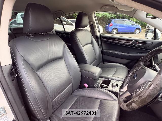 Subaru LEGACY B4 2018-10 8865674-5