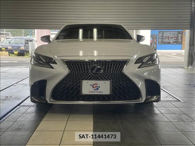 Lexus LS 2019-03 8865432-14