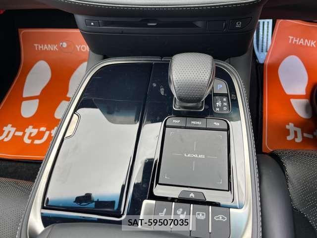Lexus LS 2021-01 8866139-4