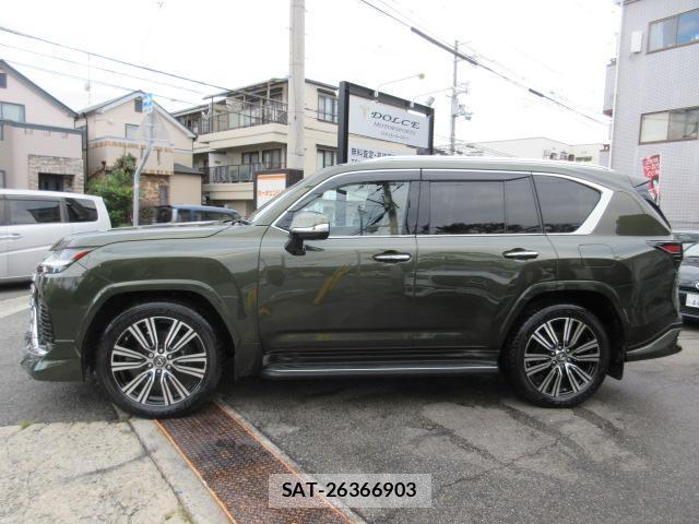 Lexus LX 2023-04 8865840-10