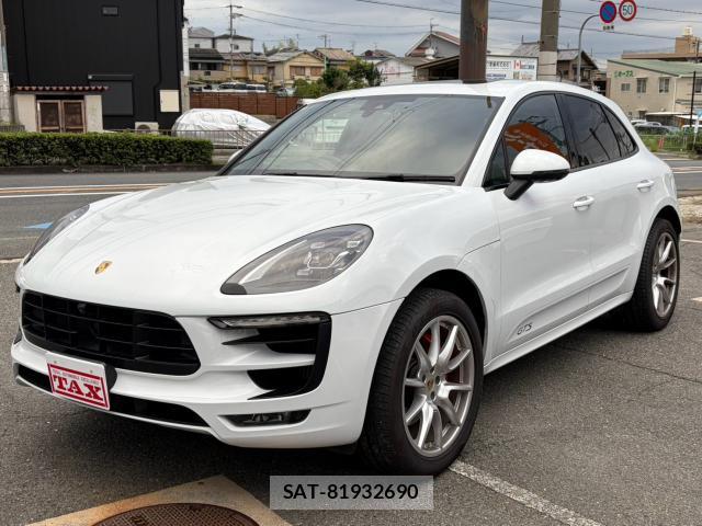 Porsche MACAN 2016-06 8866490-0