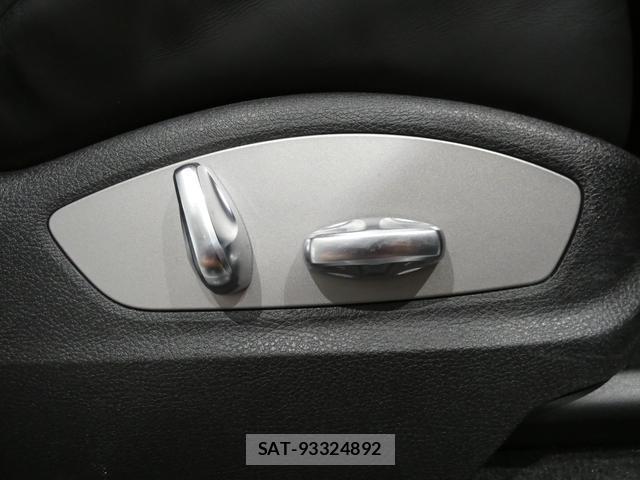 Porsche MACAN 2020-04 8866940-16