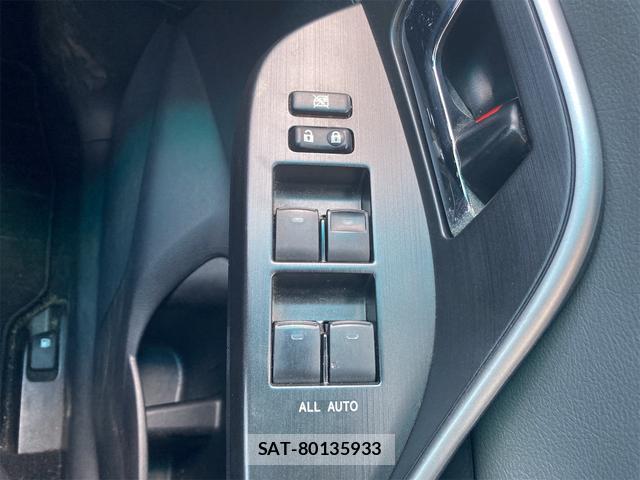 Toyota MARK X ZIO 2010-03 8866311-9