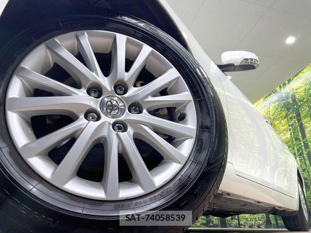 Toyota MARK X 2016-10 8866504-12
