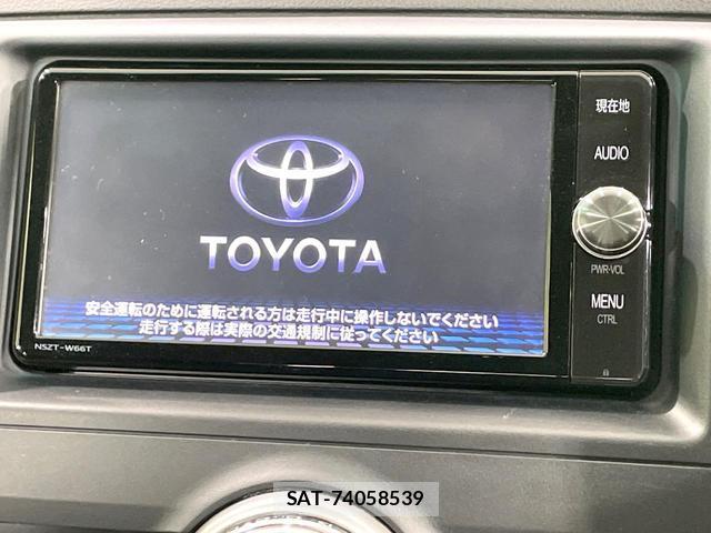 Toyota MARK X 2016-10 8866504-2