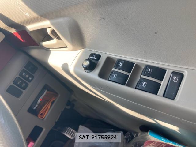 Daihatsu MOVE CONTE 2009-11 8866197-5