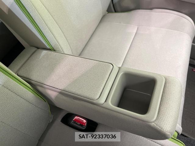 Daihatsu MOVE CONTE 2016-01 8866267-6