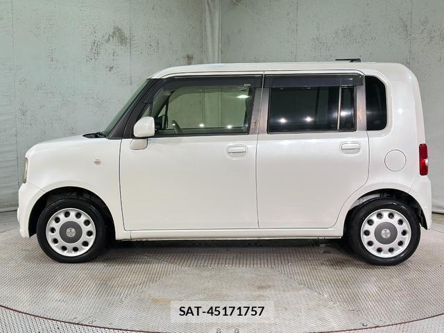 Daihatsu MOVE CONTE 2014-04 8867419-18