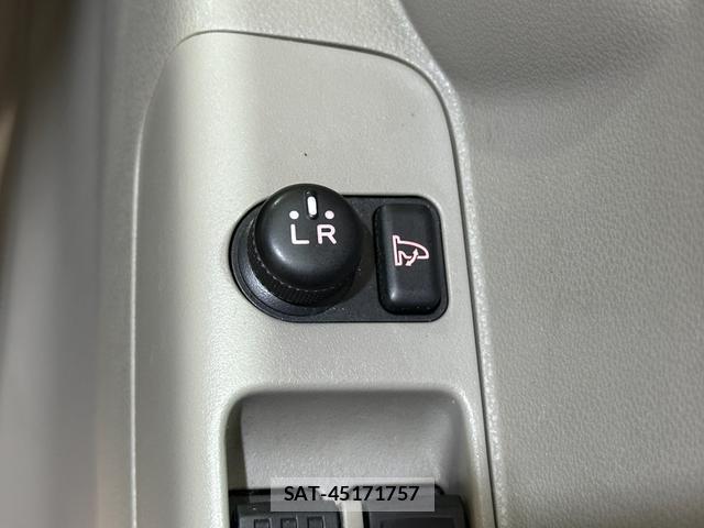 Daihatsu MOVE CONTE 2014-04 8867419-4