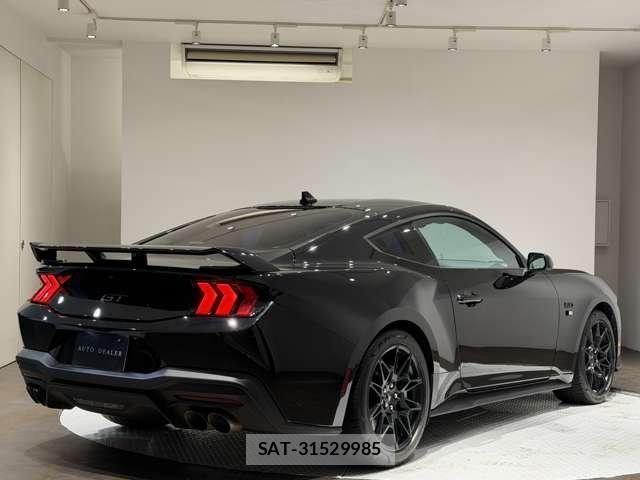 Ford MUSTANG 2024 8867408-8