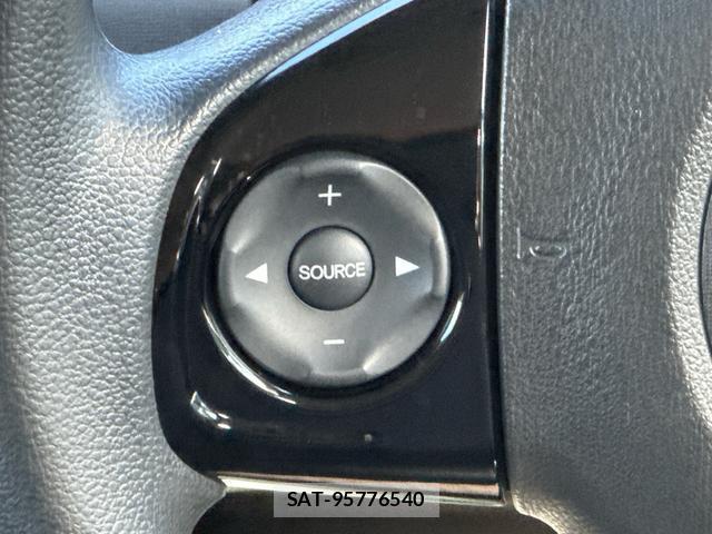 Honda N-ONE 2017-10 8866694-17