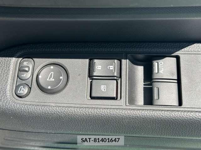 Honda N-VAN 2023-03 8866589-4