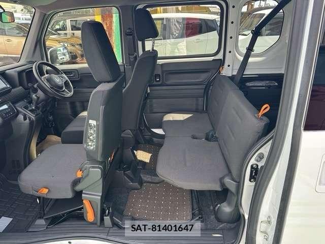 Honda N-VAN 2023-03 8866589-5